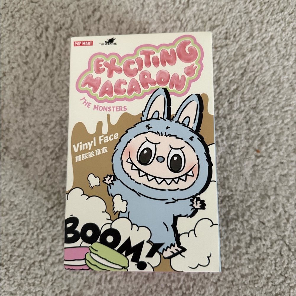 Exciting Macaron Vinyl Face Figure